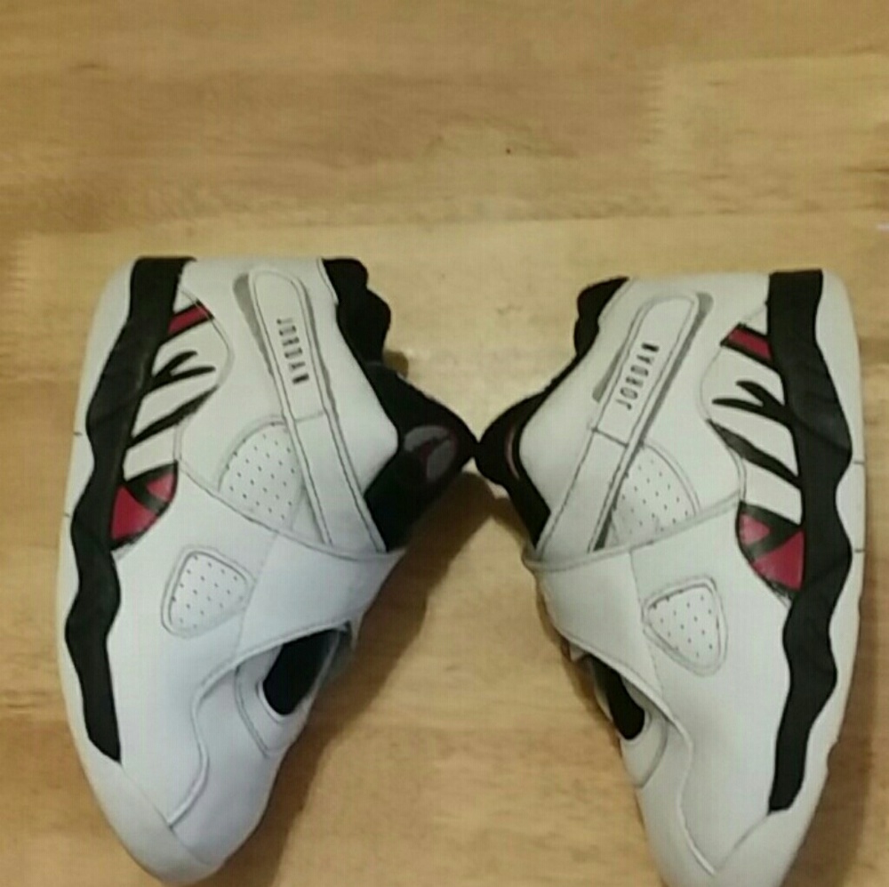 Jordan Retro 8